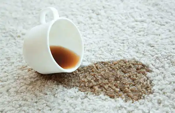 پاک کردن لکه ها از روی فرش در منزل